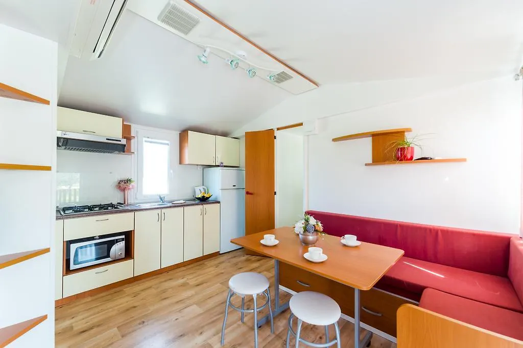 Mobile Homes Plava Laguna Pakostane 0*,