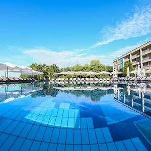 ai-pini-medulin-resort.in-istria.net/